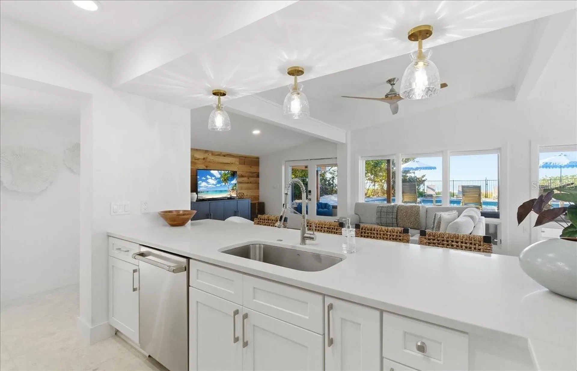 102 Tuna Street Anna Maria FL 34216
