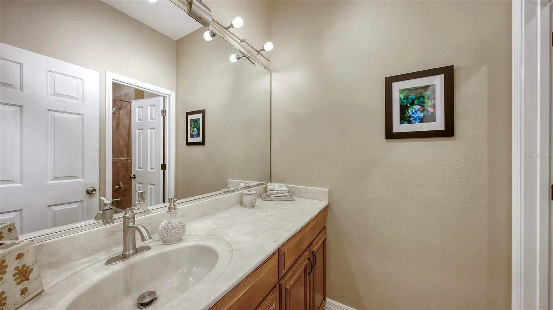 3659 Parkridge Circle Sarasota FL 34243