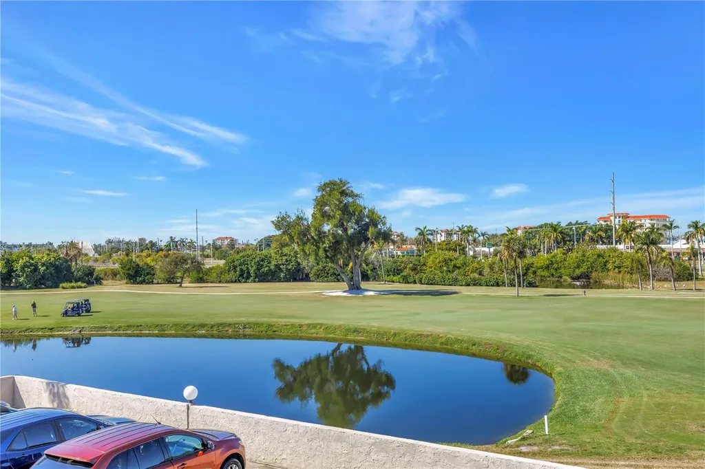 6104 Palma Del Mar Boulevard S St Petersburg FL 33715