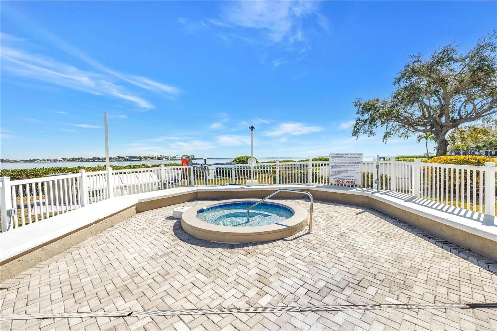 6104 Palma Del Mar Boulevard S St Petersburg FL 33715