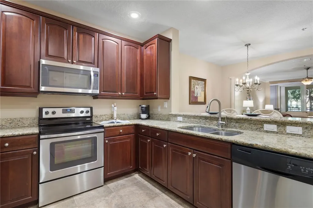 115 Riverview Bend S Palm Coast FL 32137