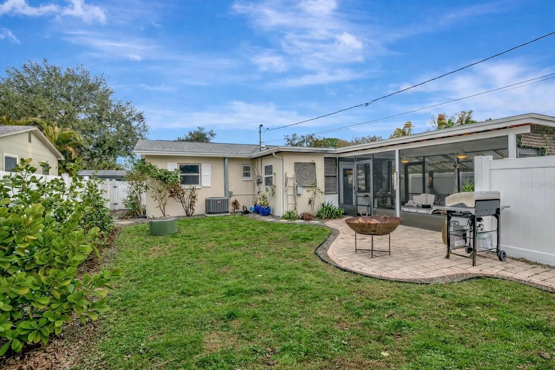 842 53rd Terrace N St Petersburg FL 33703