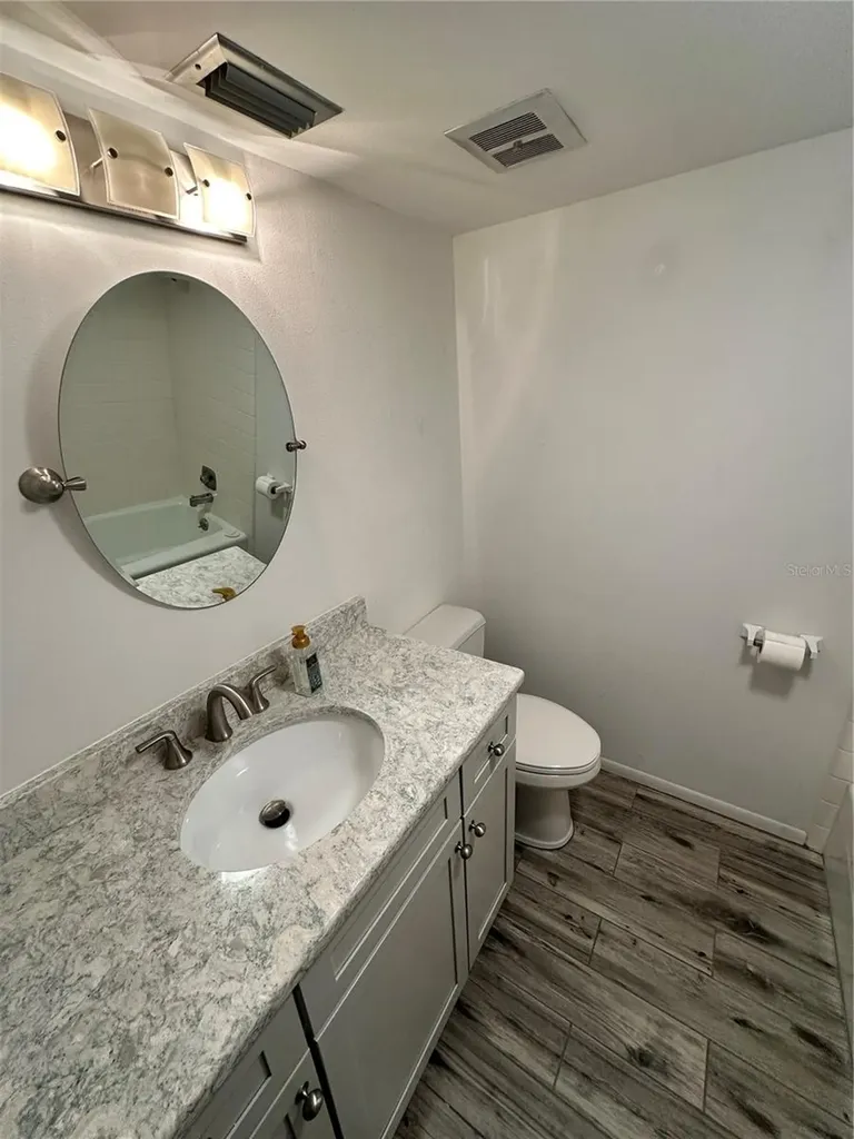 645 Woodlawn Drive Bradenton FL 34210