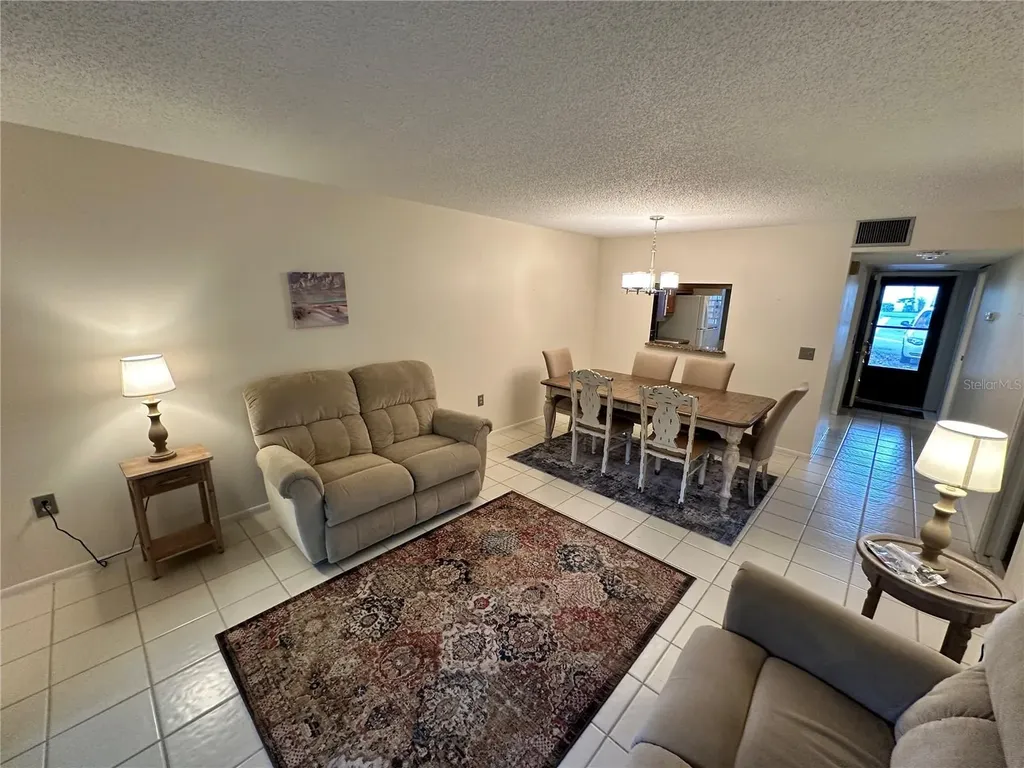 645 Woodlawn Drive Bradenton FL 34210