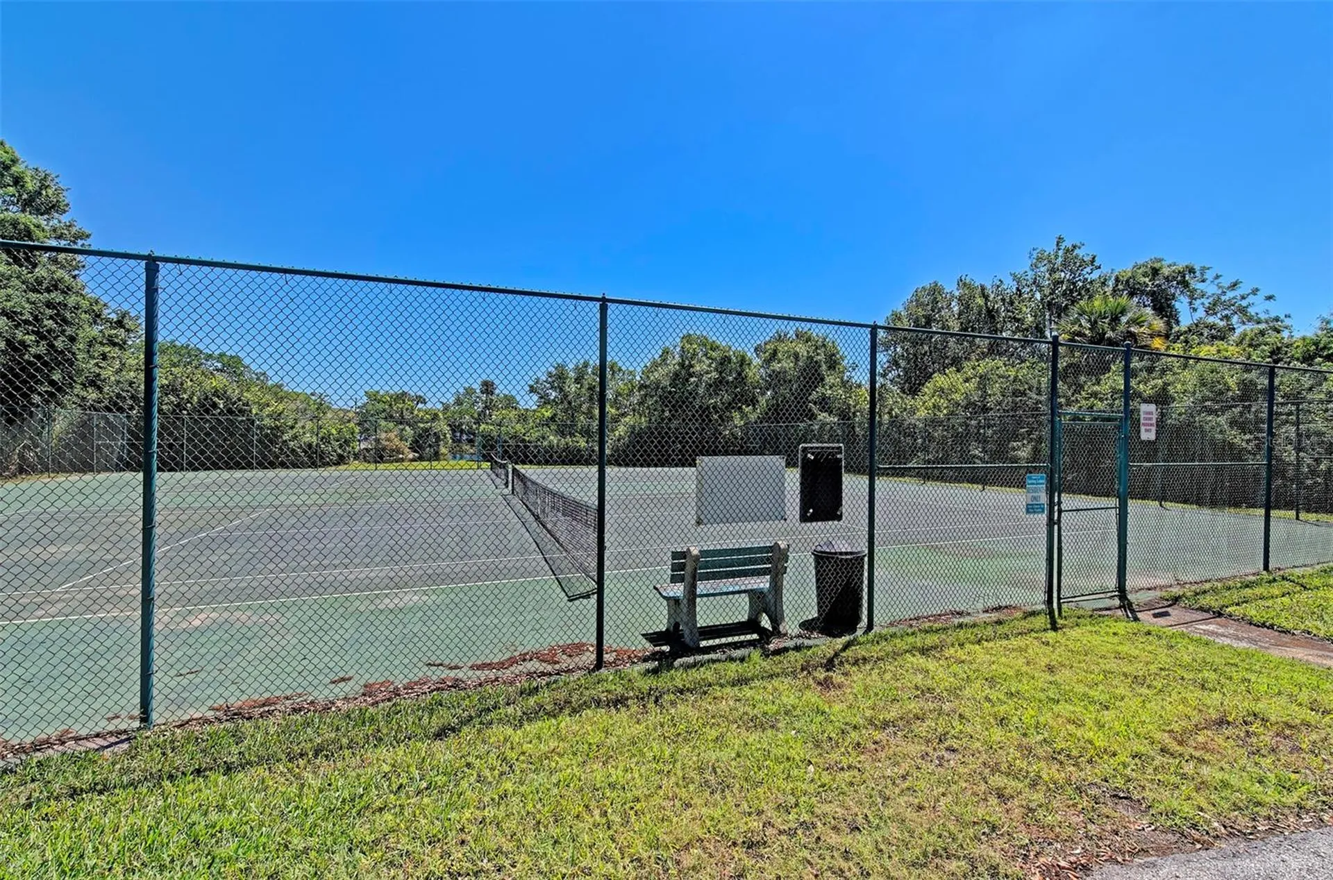 645 Woodlawn Drive Bradenton FL 34210