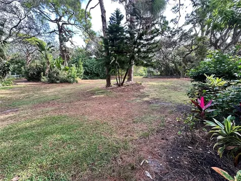 645 Woodlawn Drive Bradenton FL 34210