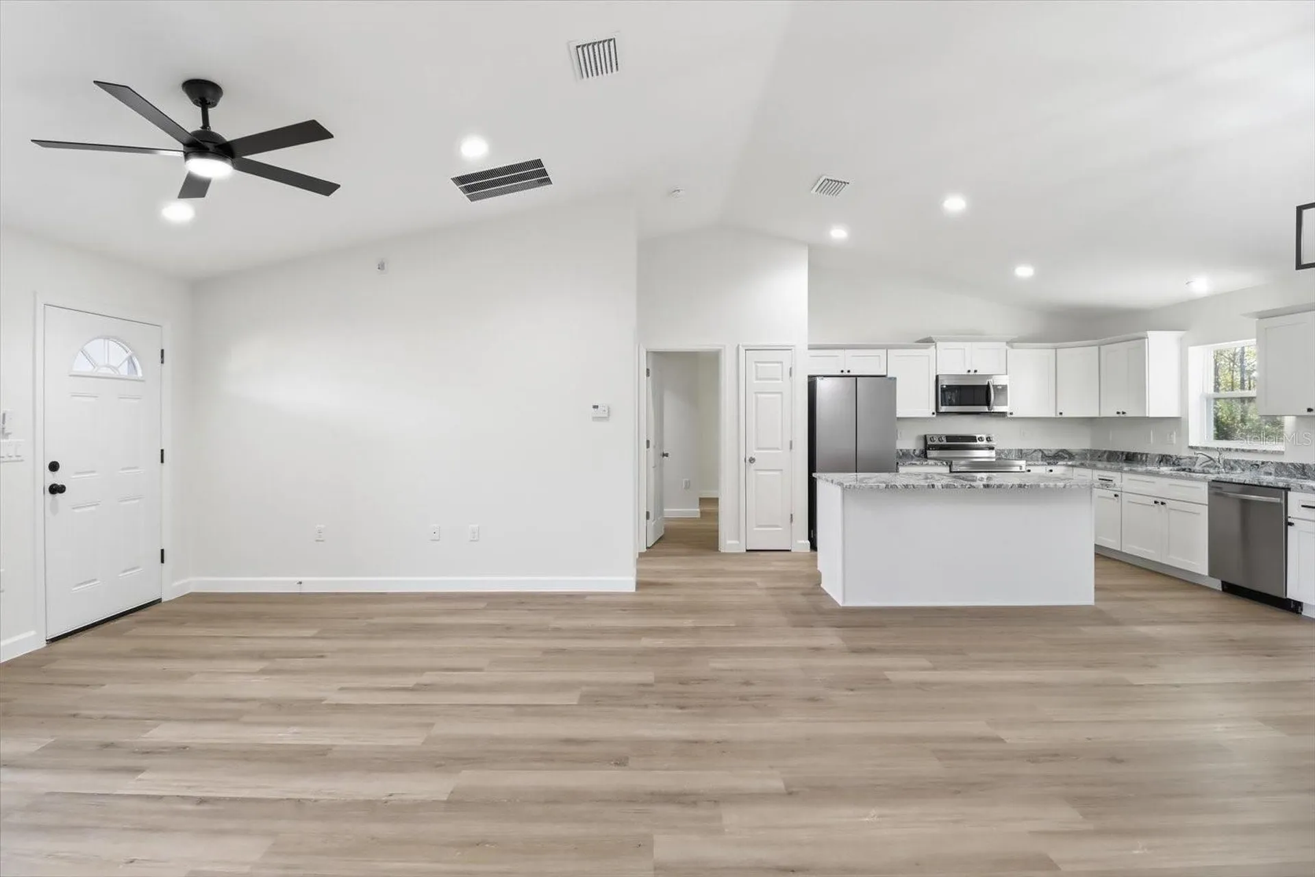 2992 W Camilo Drive Citrus Springs FL 34434