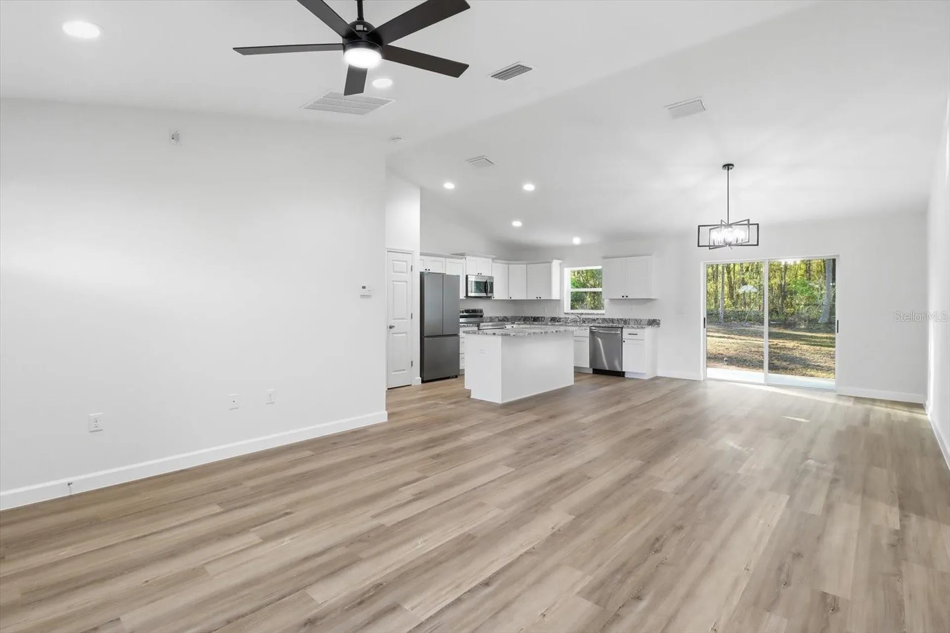 2992 W Camilo Drive Citrus Springs FL 34434