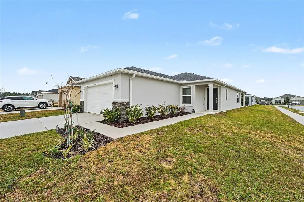 2902 Lavanda Drive Haines City FL 33844