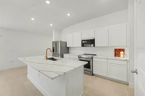 2902 Lavanda Drive Haines City FL 33844