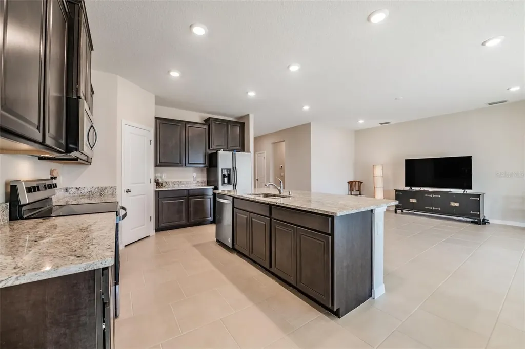 10653 Tally Fawn Loop San Antonio FL 33576