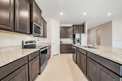 10653 Tally Fawn Loop San Antonio FL 33576