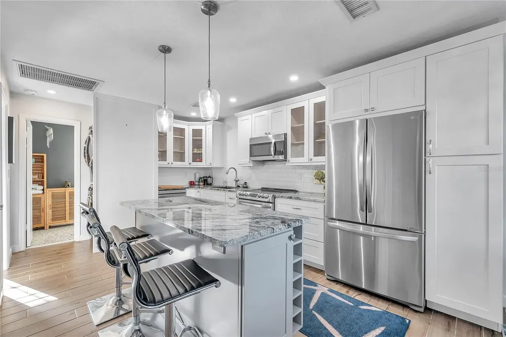 4728 Beach Drive SE St Petersburg FL 33705