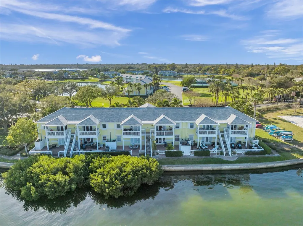 4728 Beach Drive SE St Petersburg FL 33705