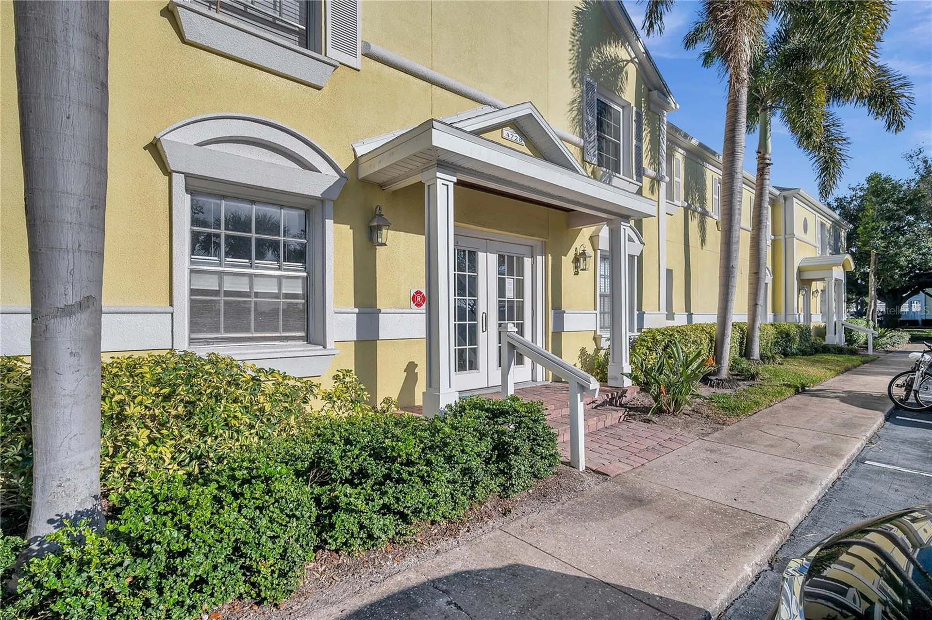 4728 Beach Drive SE St Petersburg FL 33705