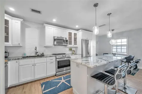 4728 Beach Drive SE St Petersburg FL 33705