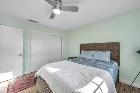 4728 Beach Drive SE St Petersburg FL 33705