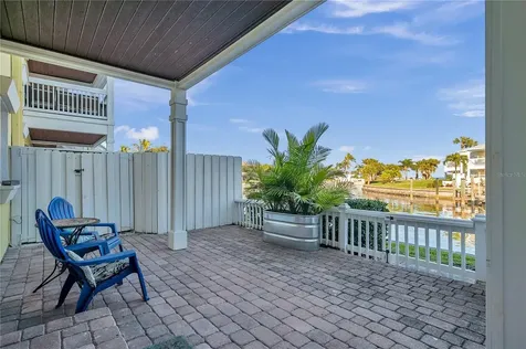 4728 Beach Drive SE St Petersburg FL 33705