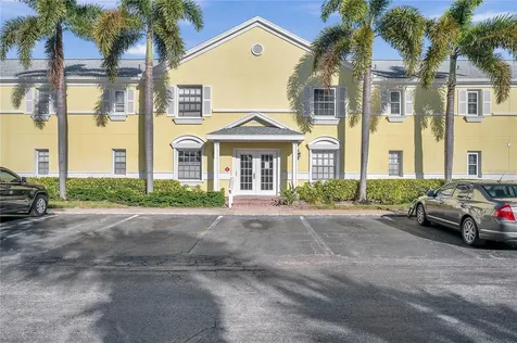 4728 Beach Drive SE St Petersburg FL 33705