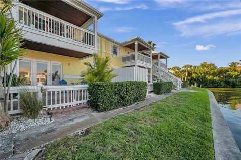 4728 Beach Drive SE St Petersburg FL 33705