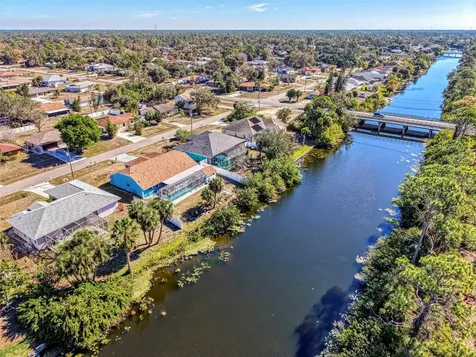 4041 Barbary Lane North Port FL 34287