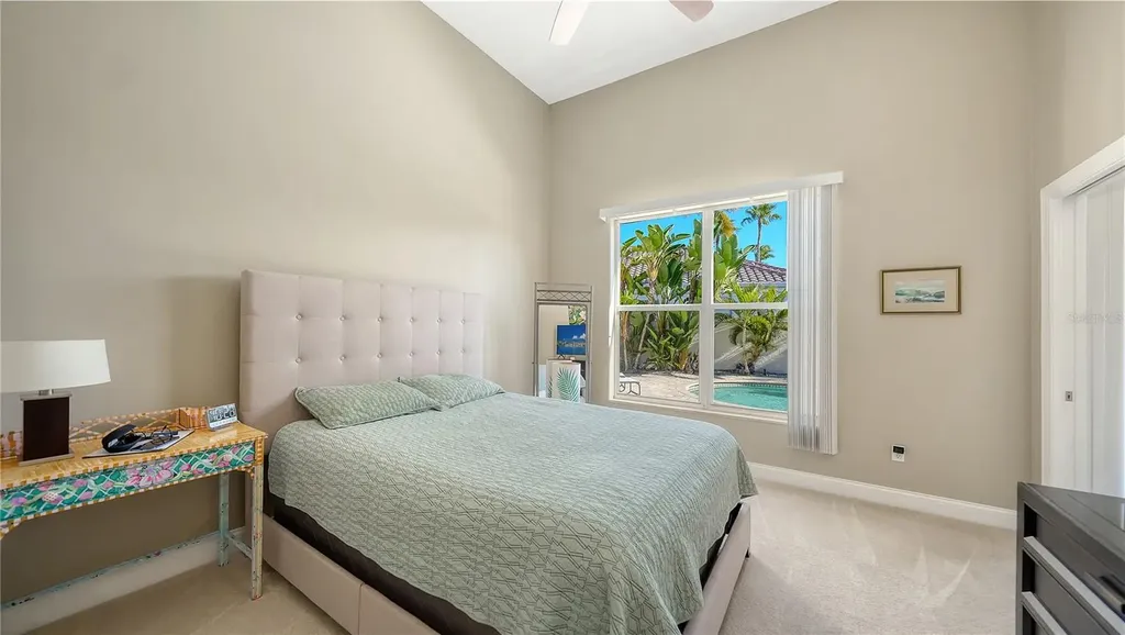3548 Fair Oaks Lane Longboat Key FL 34228