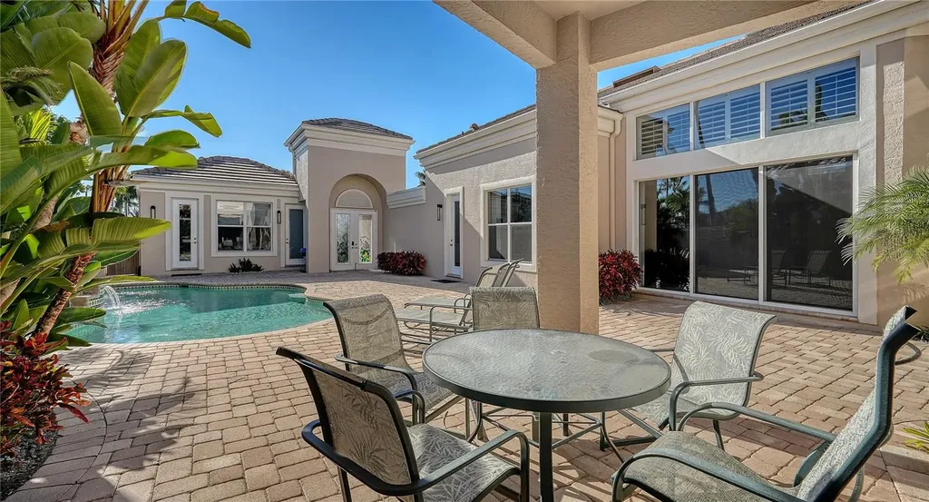 3548 Fair Oaks Lane Longboat Key FL 34228