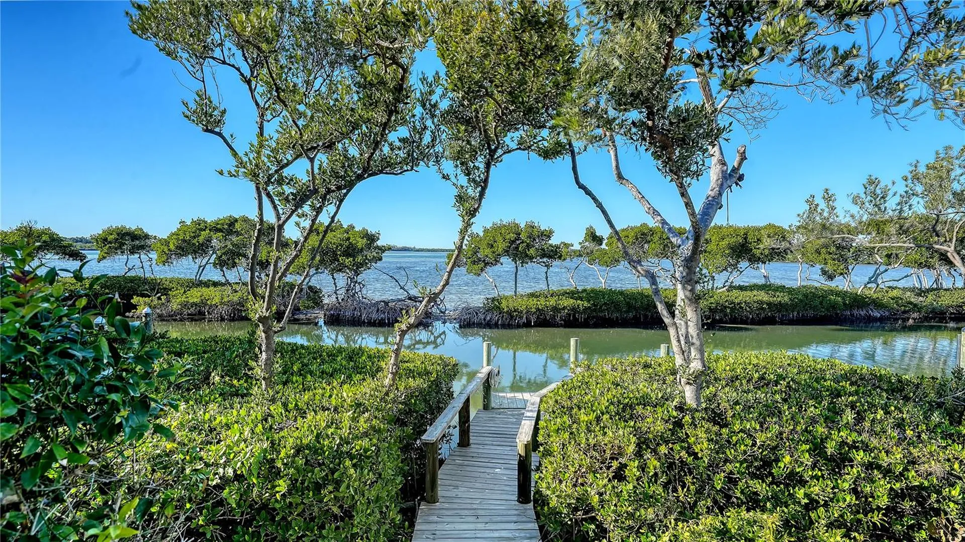 3548 Fair Oaks Lane Longboat Key FL 34228