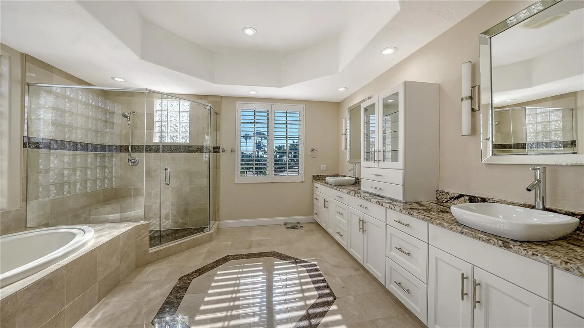 3548 Fair Oaks Lane Longboat Key FL 34228