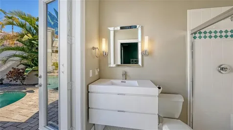 3548 Fair Oaks Lane Longboat Key FL 34228