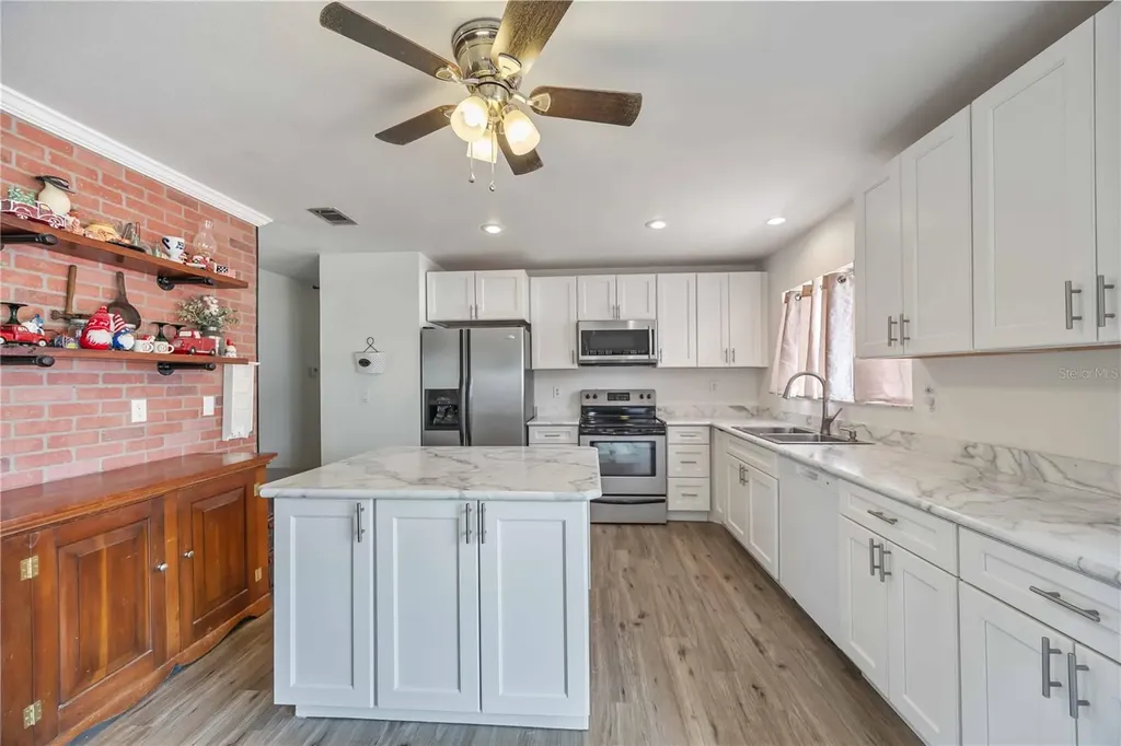 7194 Regal Court North Port FL 34287