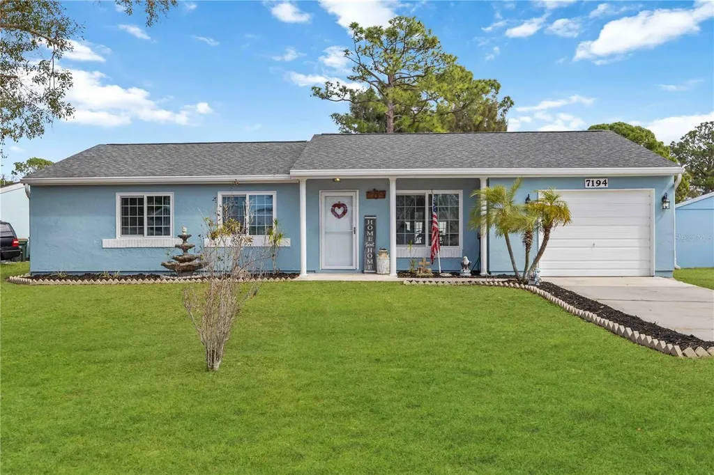7194 Regal Court North Port FL 34287