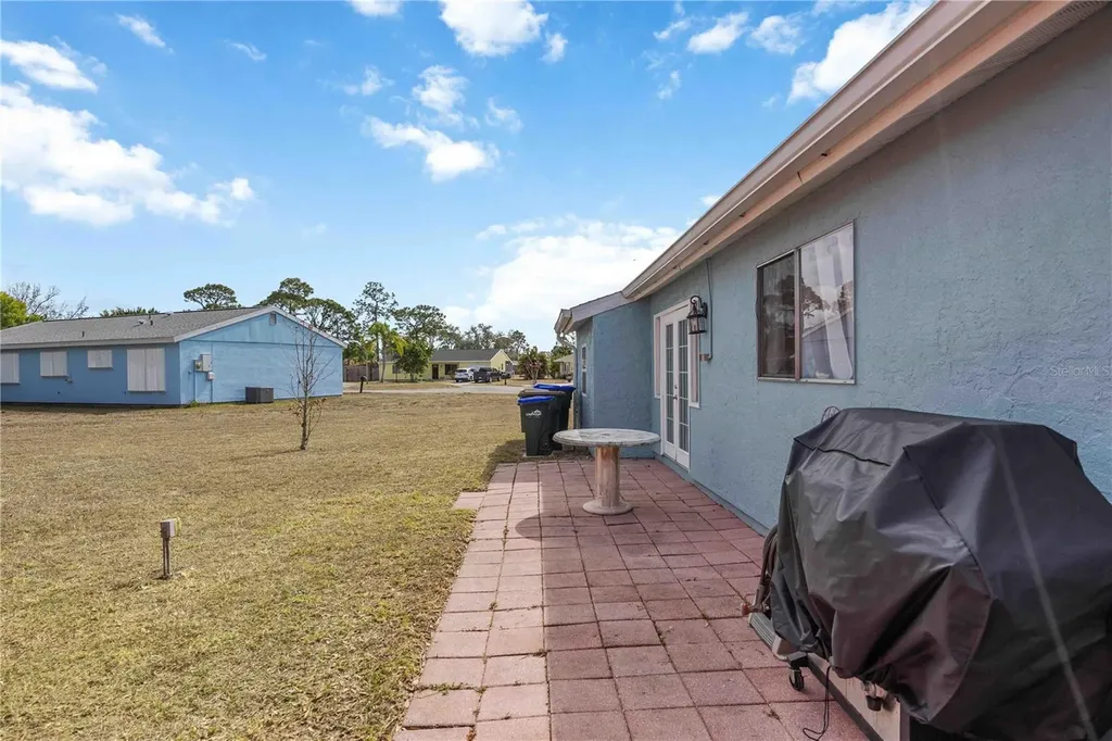 7194 Regal Court North Port FL 34287