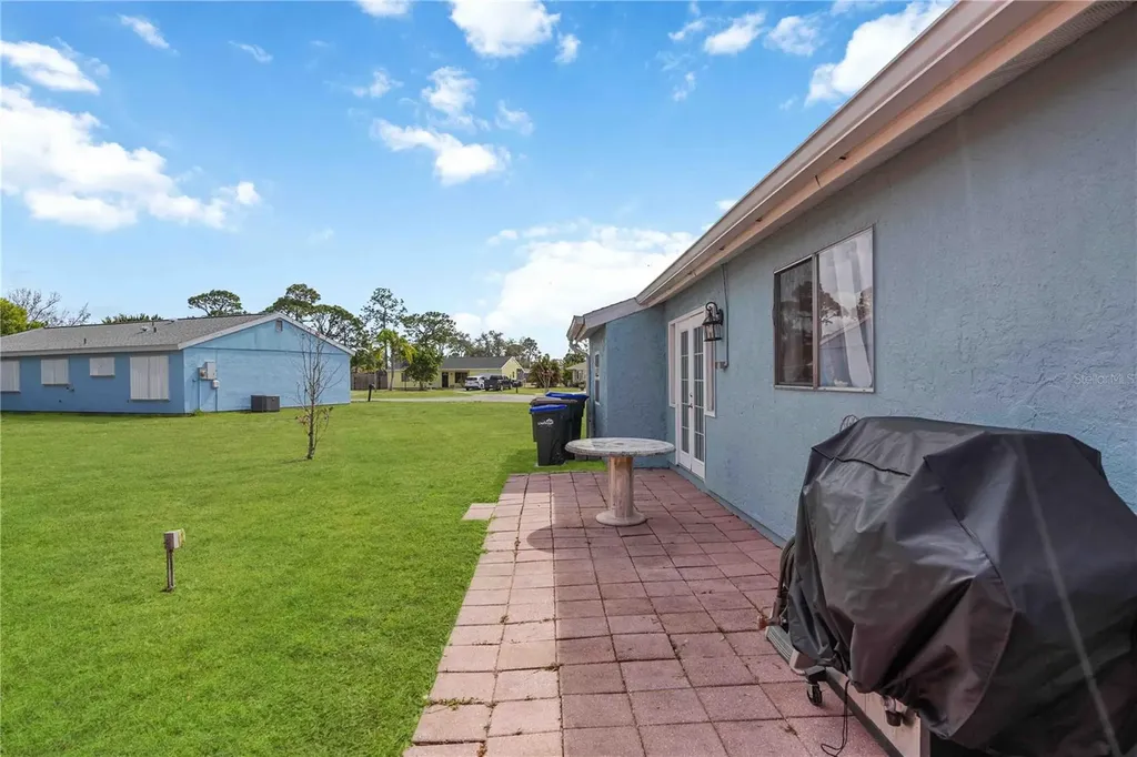 7194 Regal Court North Port FL 34287