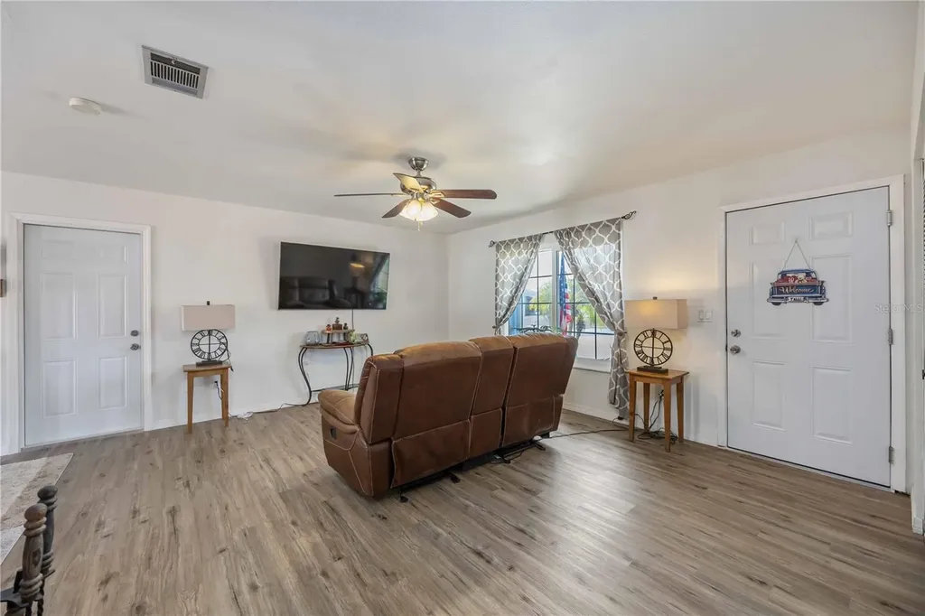 7194 Regal Court North Port FL 34287