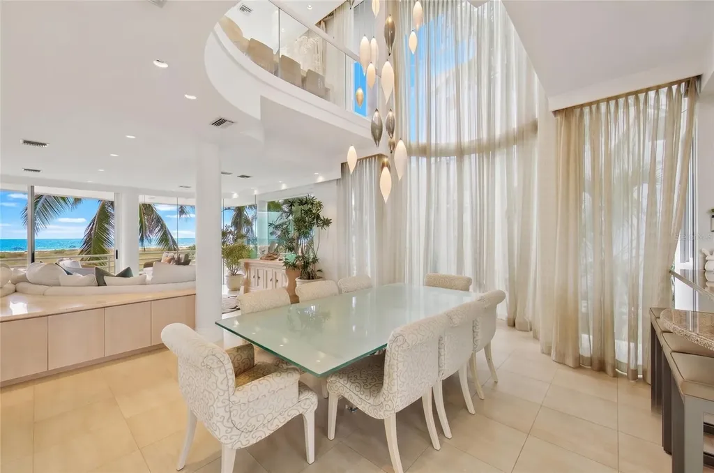 648 Beach Road Sarasota FL 34242