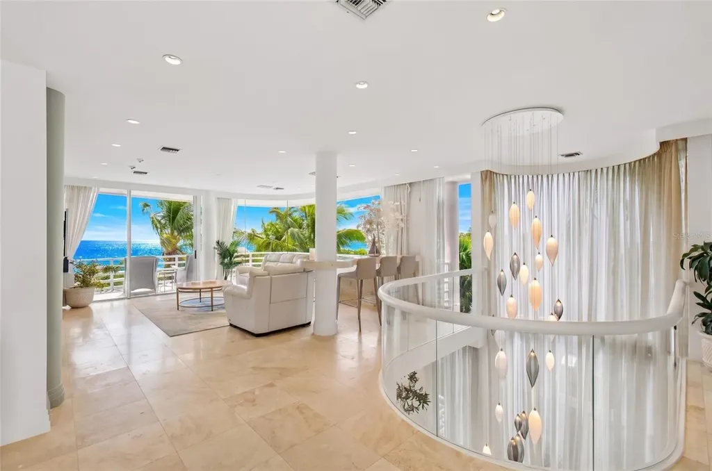 648 Beach Road Sarasota FL 34242