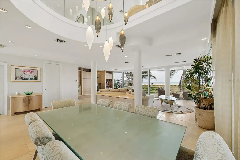 648 Beach Road Sarasota FL 34242