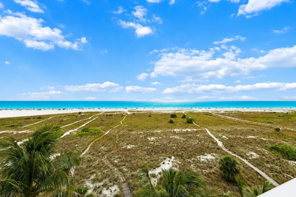 648 Beach Road Sarasota FL 34242