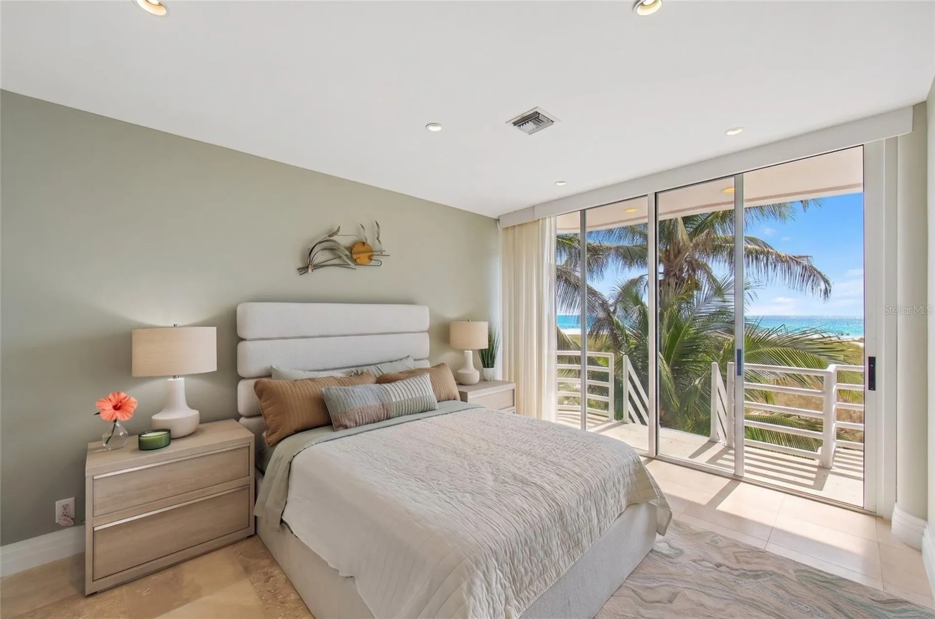 648 Beach Road Sarasota FL 34242