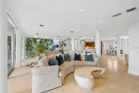 648 Beach Road Sarasota FL 34242