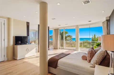 648 Beach Road Sarasota FL 34242