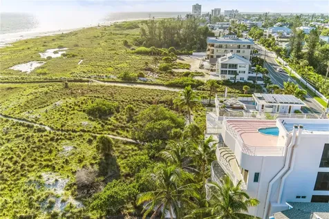 648 Beach Road Sarasota FL 34242