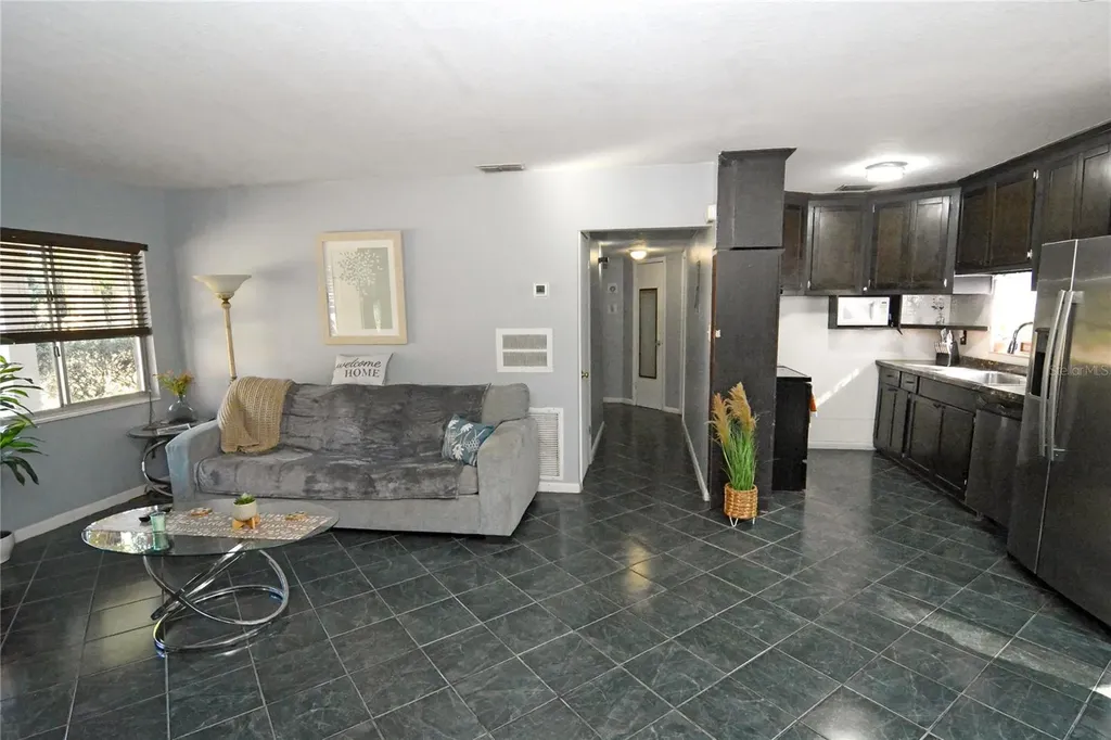 2606 E Crystal Lake Avenue Orlando FL 32806
