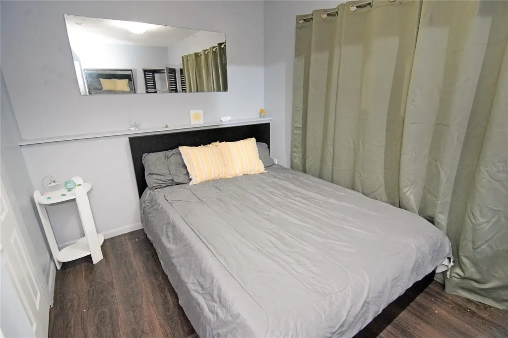 2606 E Crystal Lake Avenue Orlando FL 32806