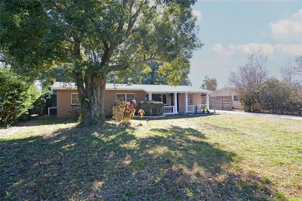 2606 E Crystal Lake Avenue Orlando FL 32806