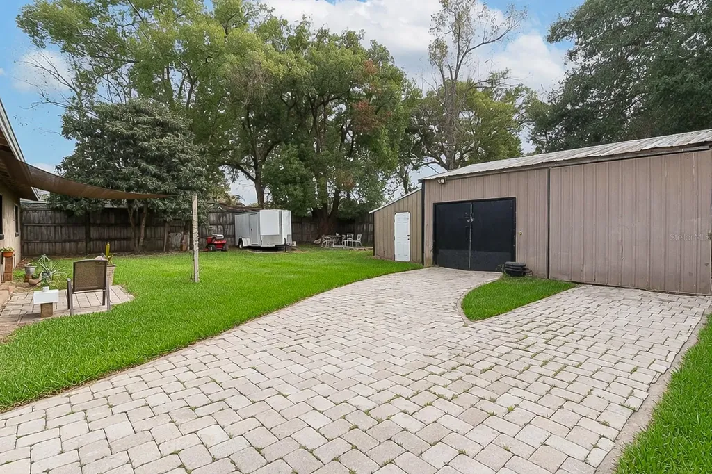2606 E Crystal Lake Avenue Orlando FL 32806