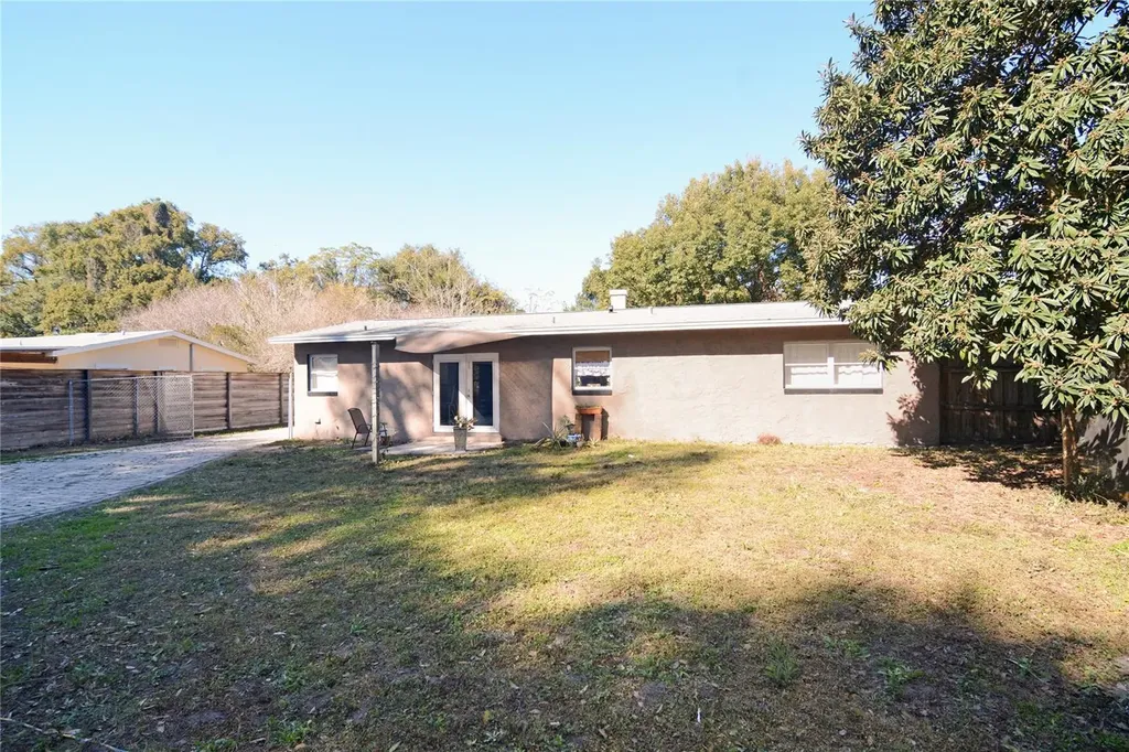 2606 E Crystal Lake Avenue Orlando FL 32806