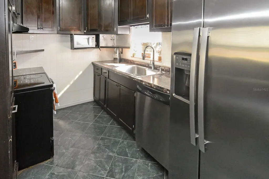 2606 E Crystal Lake Avenue Orlando FL 32806