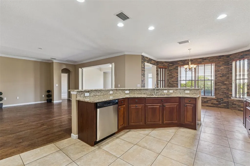 1627 Victoria Gardens Drive Deland FL 32724